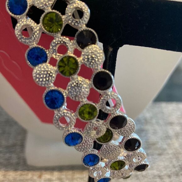 Isaac Mizrahi NWT stretch bracelet color stones silver - Picture 1 of 6